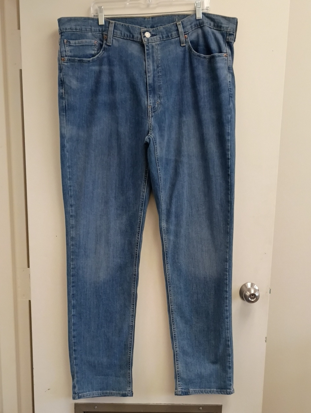 Levi's 541 Athletic Taper Jeans 40x36